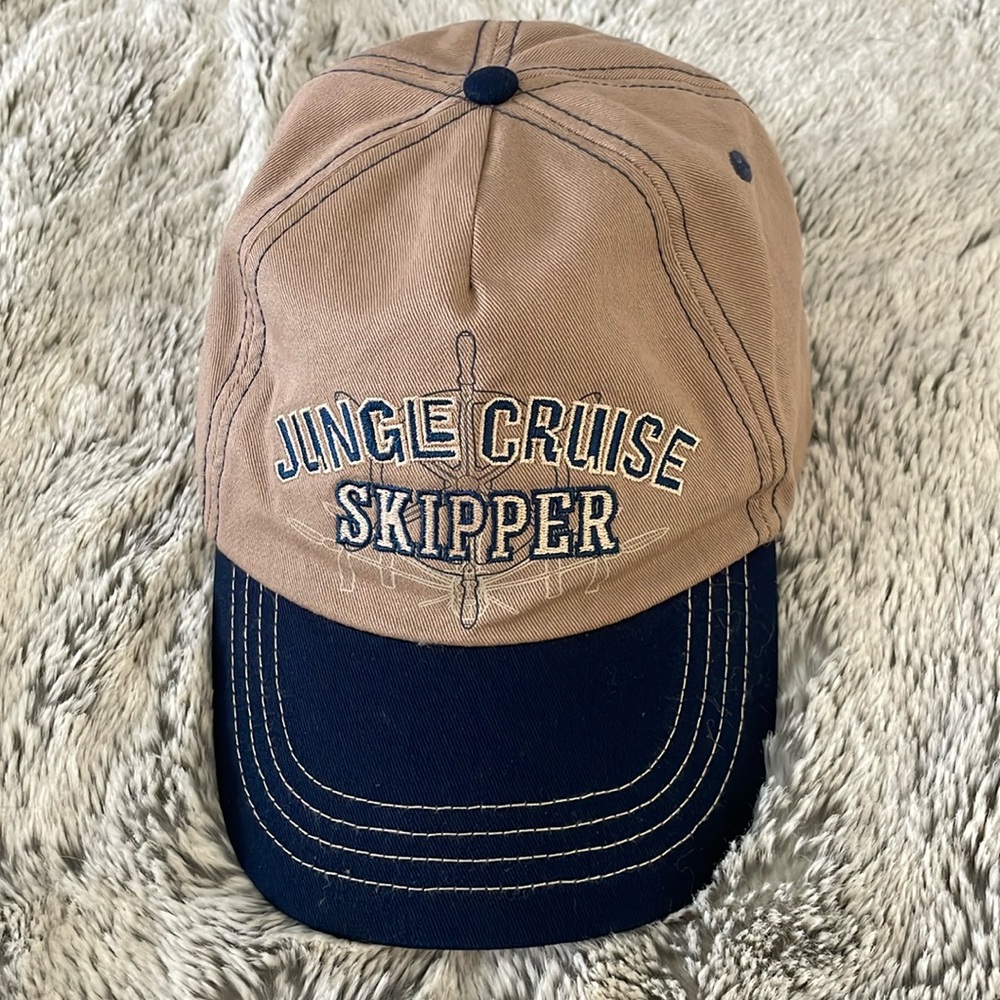 NWOT Disney Jungle Cruise Skipper baseball hat